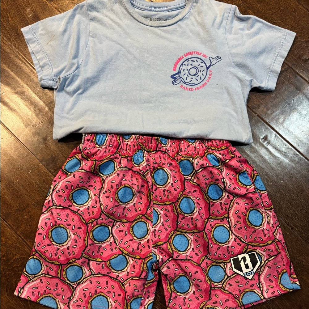 Baseball Lifestyle 101 youth medium donuts and dingers set